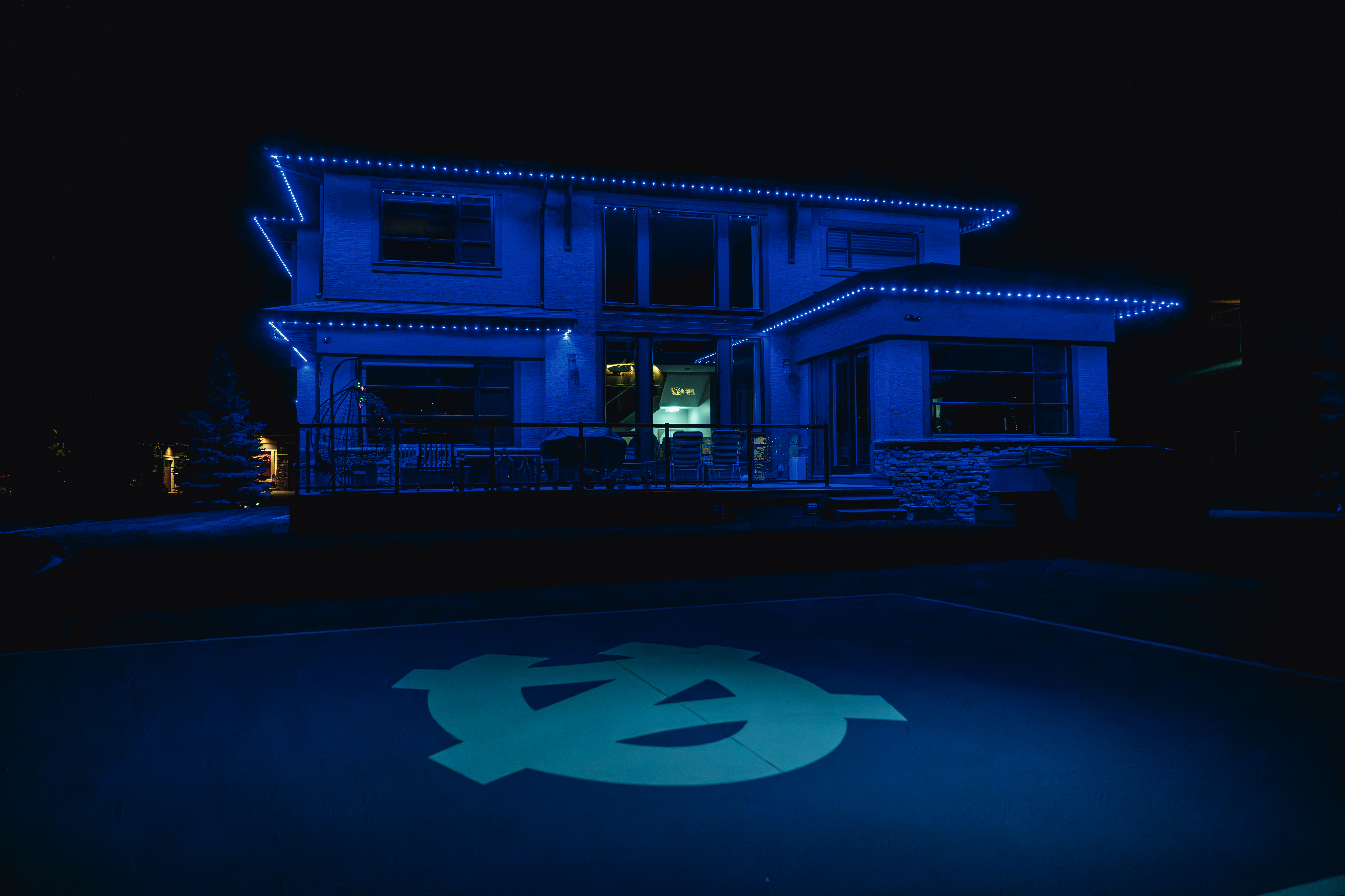 Permanent holiday lighting installation in Calgary – year-round LED by Lior Lighting